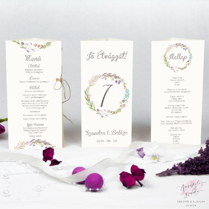Vadvirág-koszorús Esküvői Háromszög Menülap Vadvirág-koszorús Esküvői Háromszög Menülap